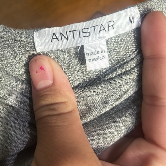 Women’s a NT*romper - Picture 4 of 4